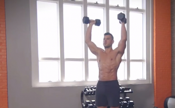 Тренировка в режиме EMOM на развитие мышц рук и ускорение пульса Тренировка в режиме EMOM на развитие мышц рук и ускорение пульса