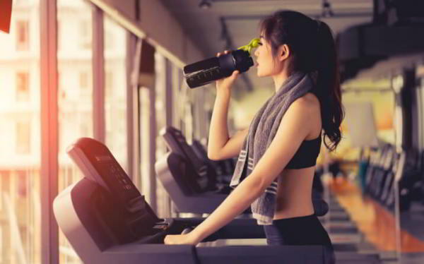 Что такое сывороточный протеин и как его принимать