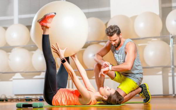 Протеин для набора мышечной массы: лучше выбрать белковые продукты или спортпит?