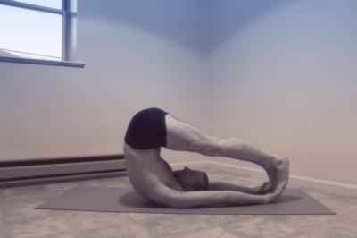 Как может помочь йога при панкреатите