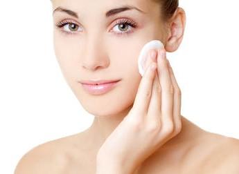 Чем отличается лосьон от тоника для лица Чем отличается лосьон от тоника для лица