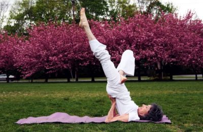 Молодость и долголетие &ndash; особенности йоги для пожилых и комплексы упражнений