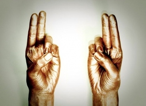 Занятия йогой при гипертонии для улучшения самочувствия без применения лекарственных препаратов