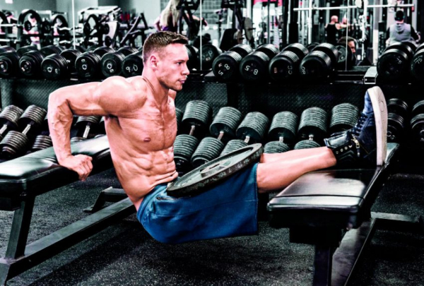 Обратные отжимания от скамьи